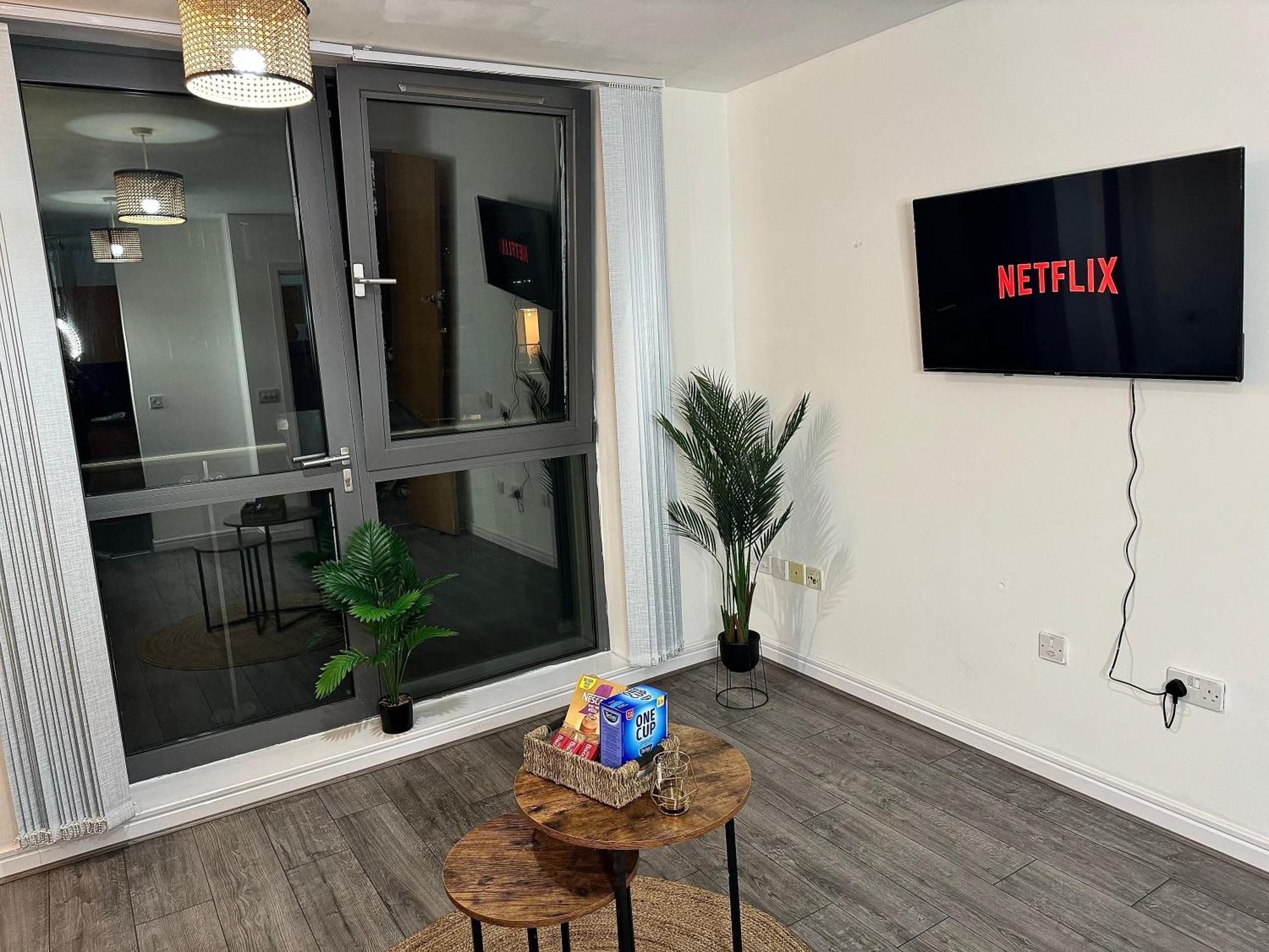 Birmingham City Centre - Centenary Plaza Luxury Apartment - Free Gym Dış mekan fotoğraf
